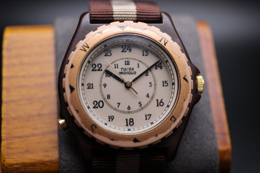 1996 Timex Adventurer "Camel Cash" Indiglo Quartz Watch Ref. 42902