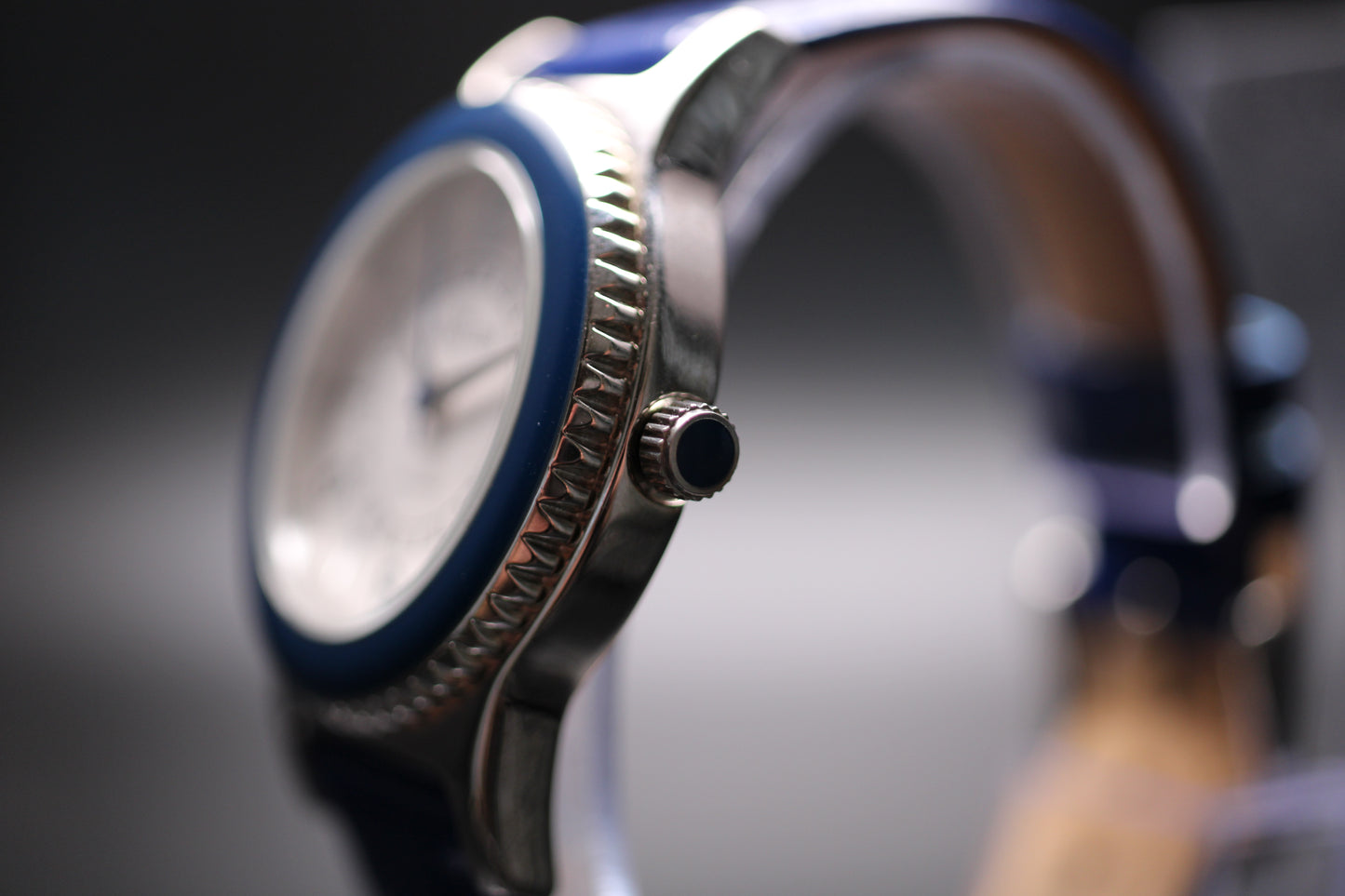 2010s Anne Klein Blue Bezel Quartz Ref. 10/8659