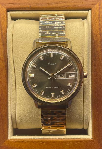 1976 Timex Gold Marlin Day/date Mechanical Watch Ref. 26861 02776