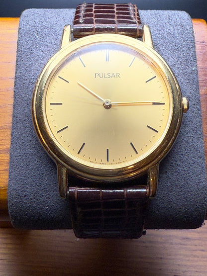 1987 Pulsar Golden Quartz Watch Ref. 608687