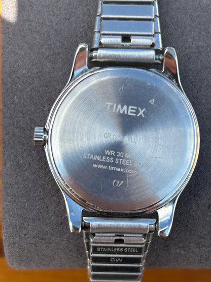 2014 Timex Mother-of-pearl Dial Indiglo Quartz Watch