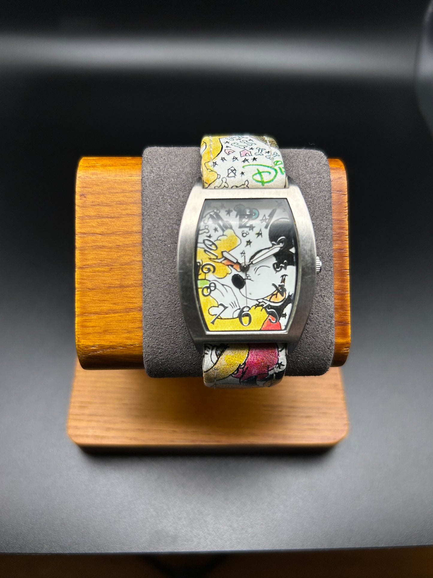 2010 Disney Rectangular Mickey Mouse & Pluto Quartz Character Watch