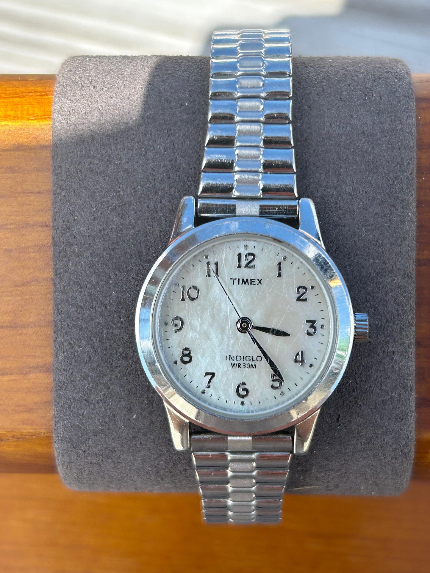 2014 Timex Mother-of-pearl Dial Indiglo Quartz Watch