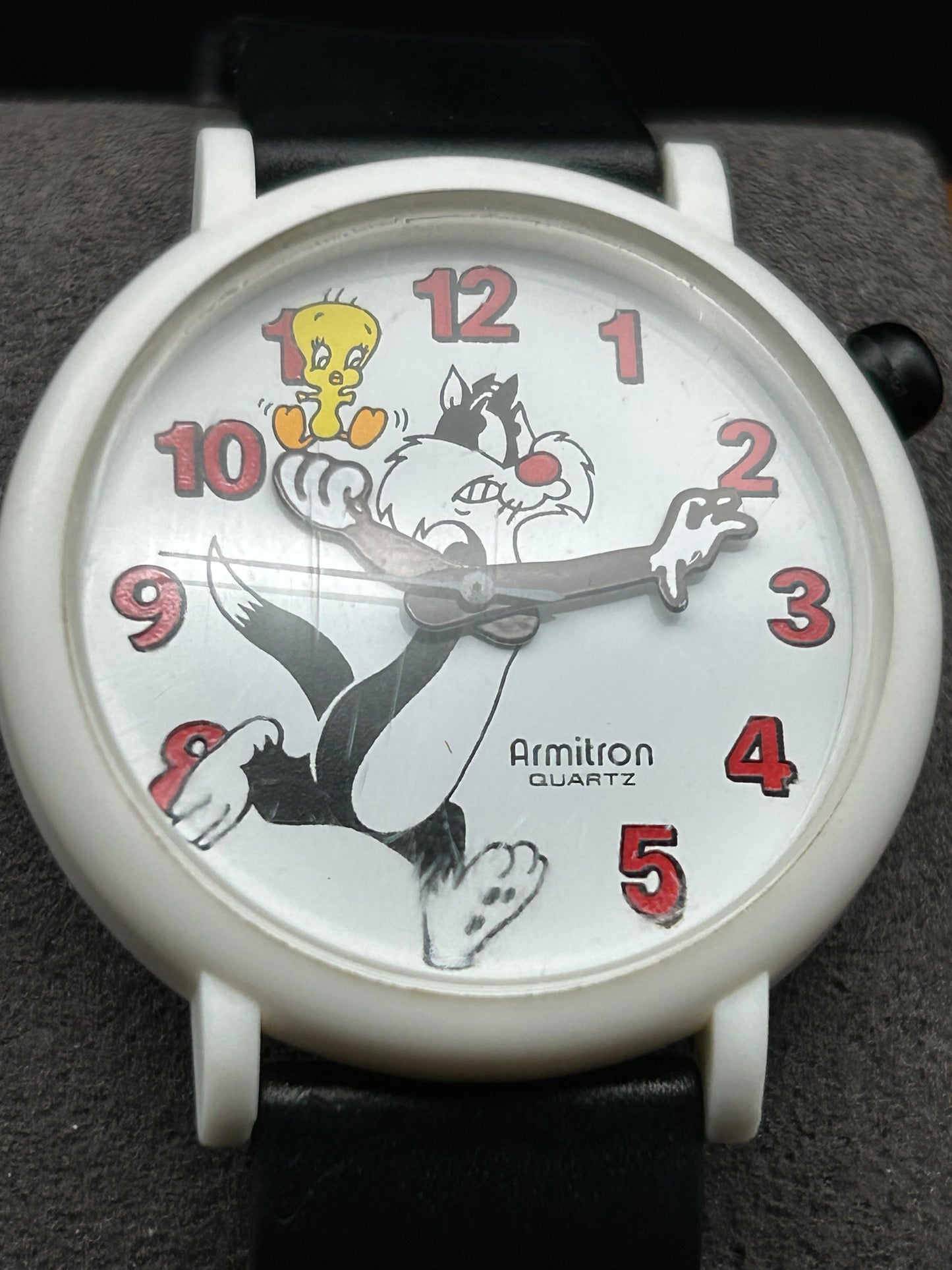 1989 Armitron Looney Tunes Sylvester and Tweety Bird Quartz Character Watch Ref. 2200/11D