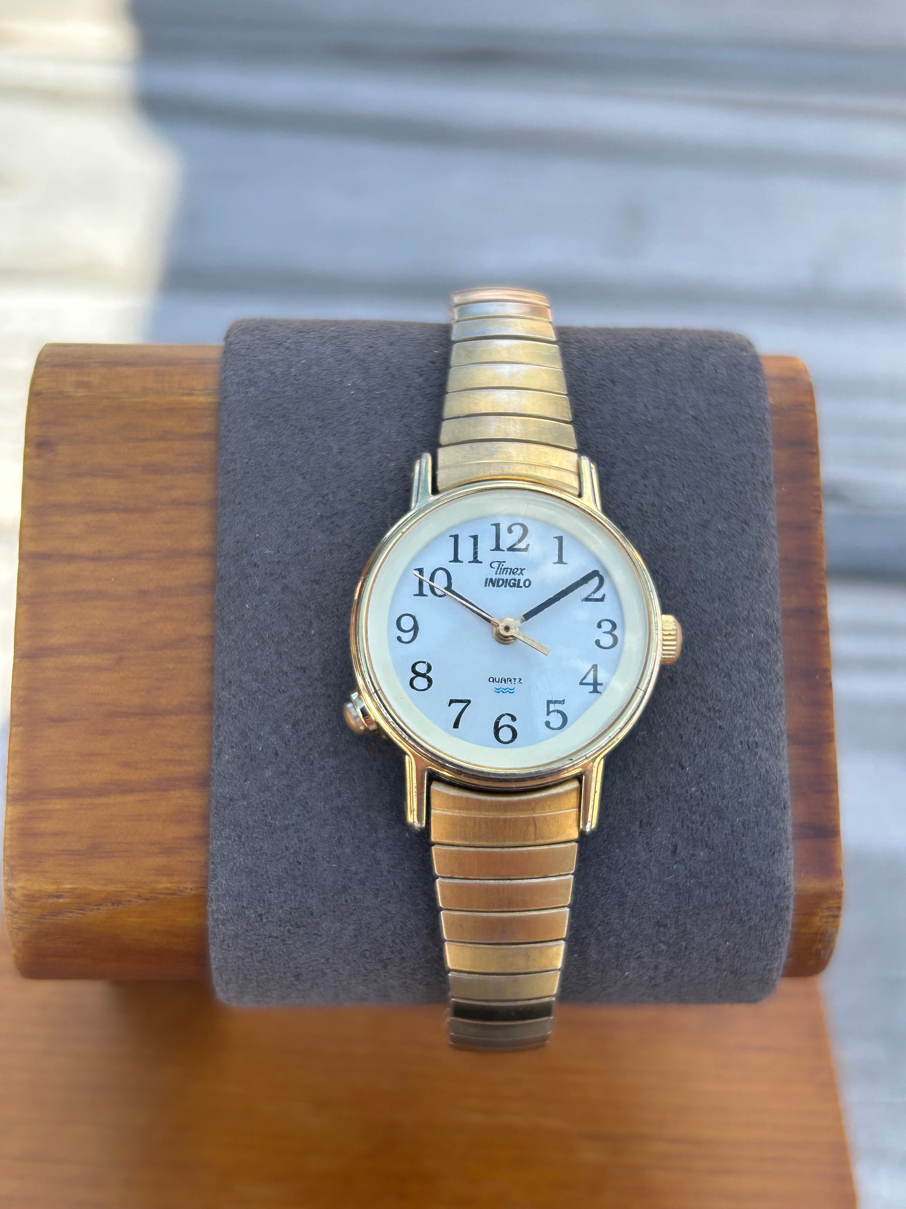 Vintage Timex Indiglo Women's 29mm outlets Watch