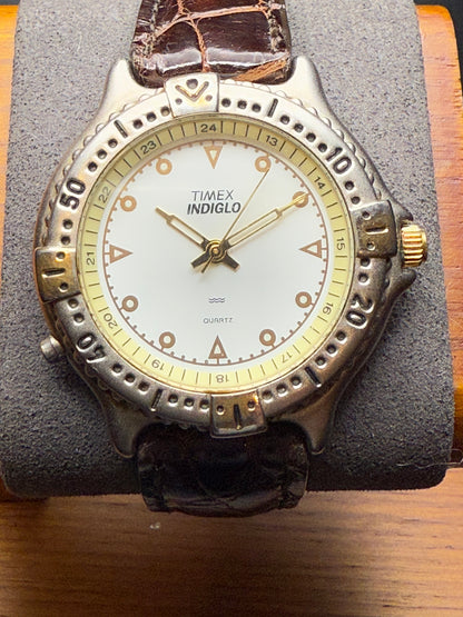 1994 Timex Sporty Fashion Quartz Watch Ref. 54922