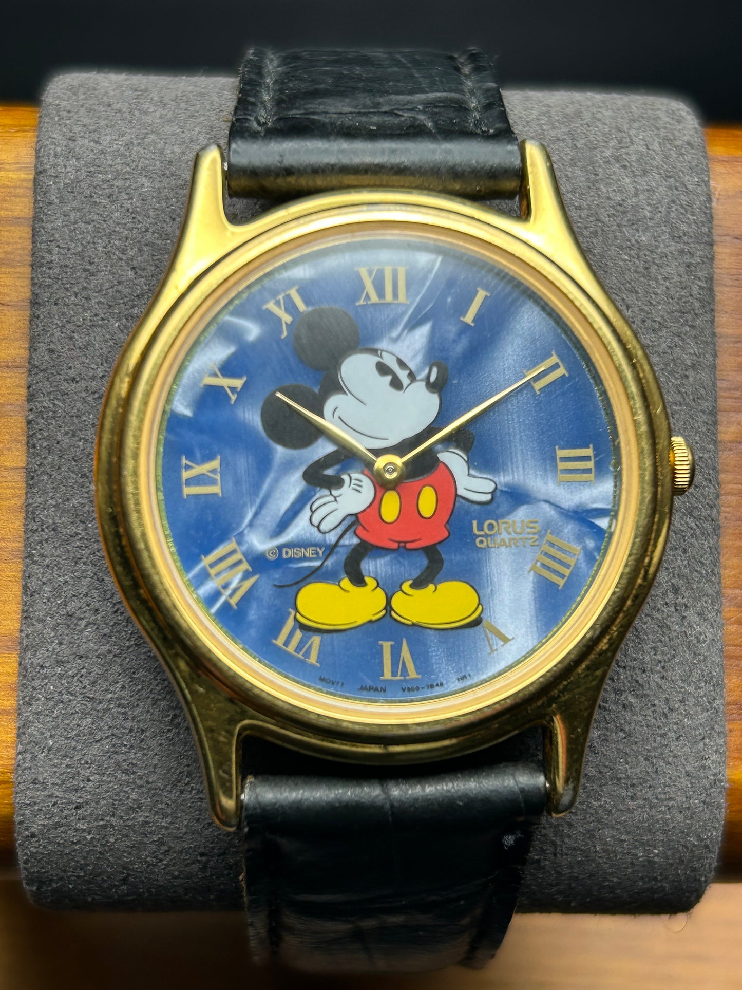 1987 Lorus Disney Mickey Mouse Quartz Character Watch Ref. V500-7848 HR1