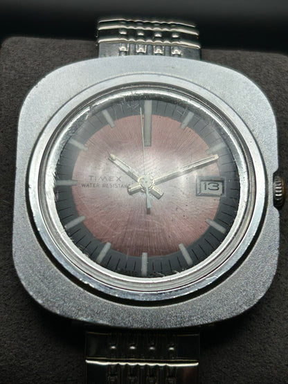 1972 Timex Marlin Calendar Contoured Square Shape Mechanical Watch Ref. 27550 2572