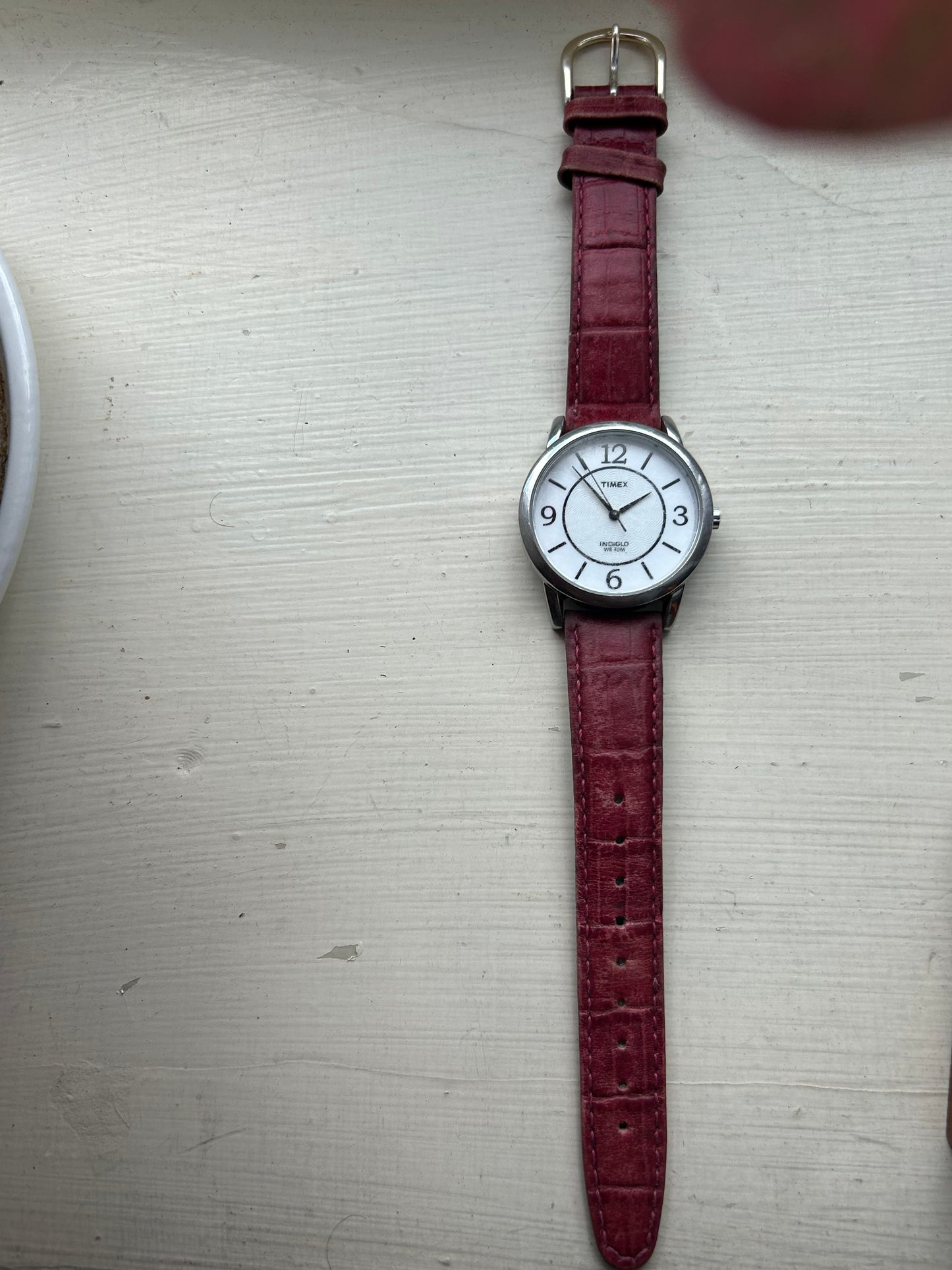 2011 Timex Indiglo White Dial Patterned Crystal Red Leather Strap Quartz Watch