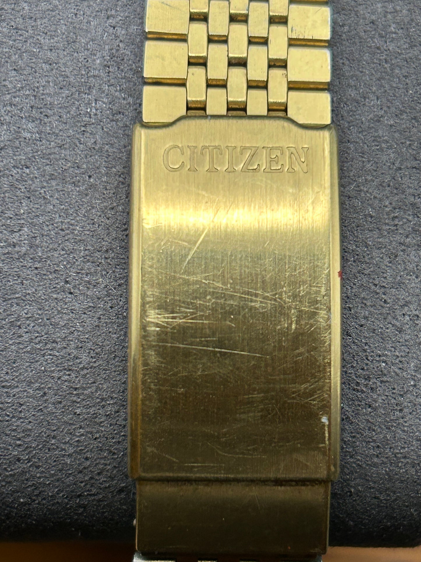 1995 Citizen CQ Daydate Quartz Watch Ref. 2100-890868