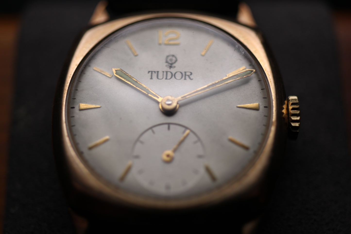 1940s Tudor 9ct Gold Small Seconds Mechanical Watch Ref. 7482