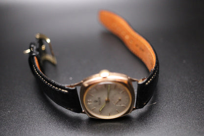 1940s Tudor 9ct Gold Small Seconds Mechanical Watch Ref. 7482