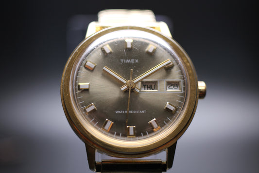 1976 Timex Day-date Marlin Sunburst Mechanical Ref. 268211