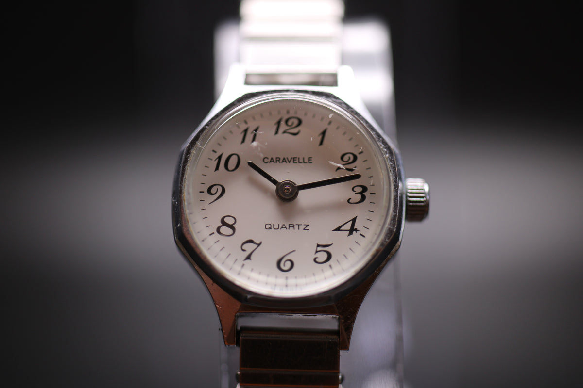 1983 Caravelle Octagonal Ladies Quartz Ref. M83613