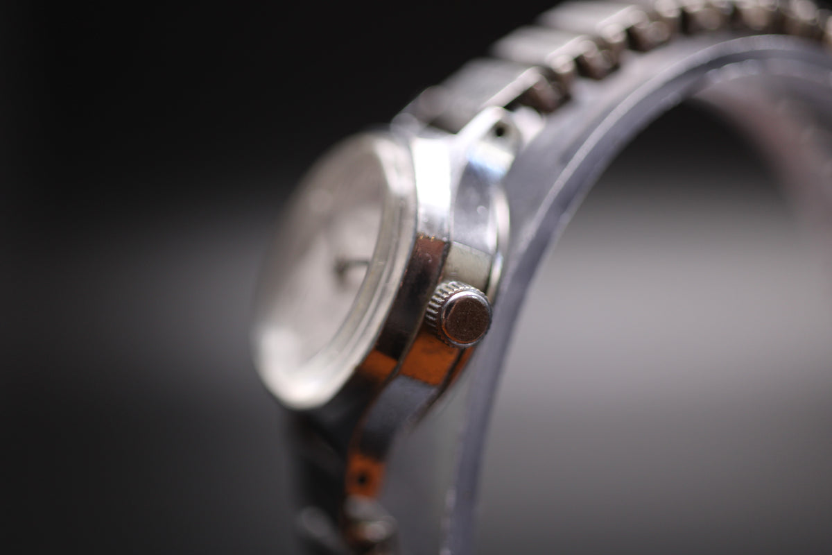 1983 Caravelle Octagonal Ladies Quartz Ref. M83613