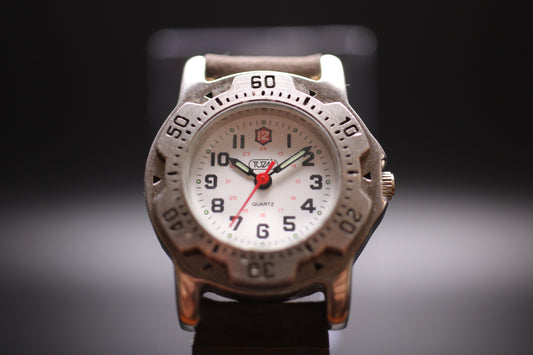 1990s Tozai Quartz Watch Ref. 804252