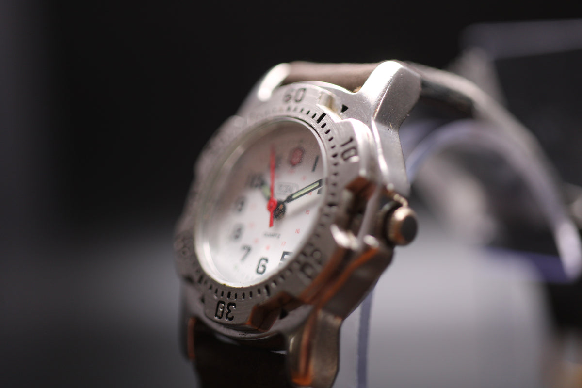1990s Tozai Quartz Watch Ref. 804252