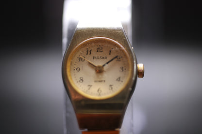 1986 Pulsar Ladies Quartz Gold Dress Watch Ref. 680998