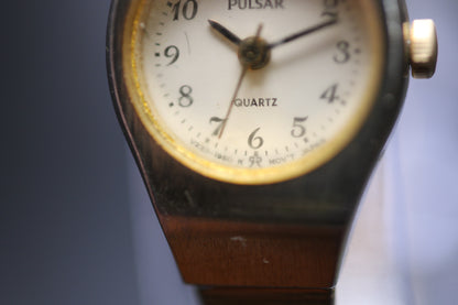 1986 Pulsar Ladies Quartz Gold Dress Watch Ref. 680998