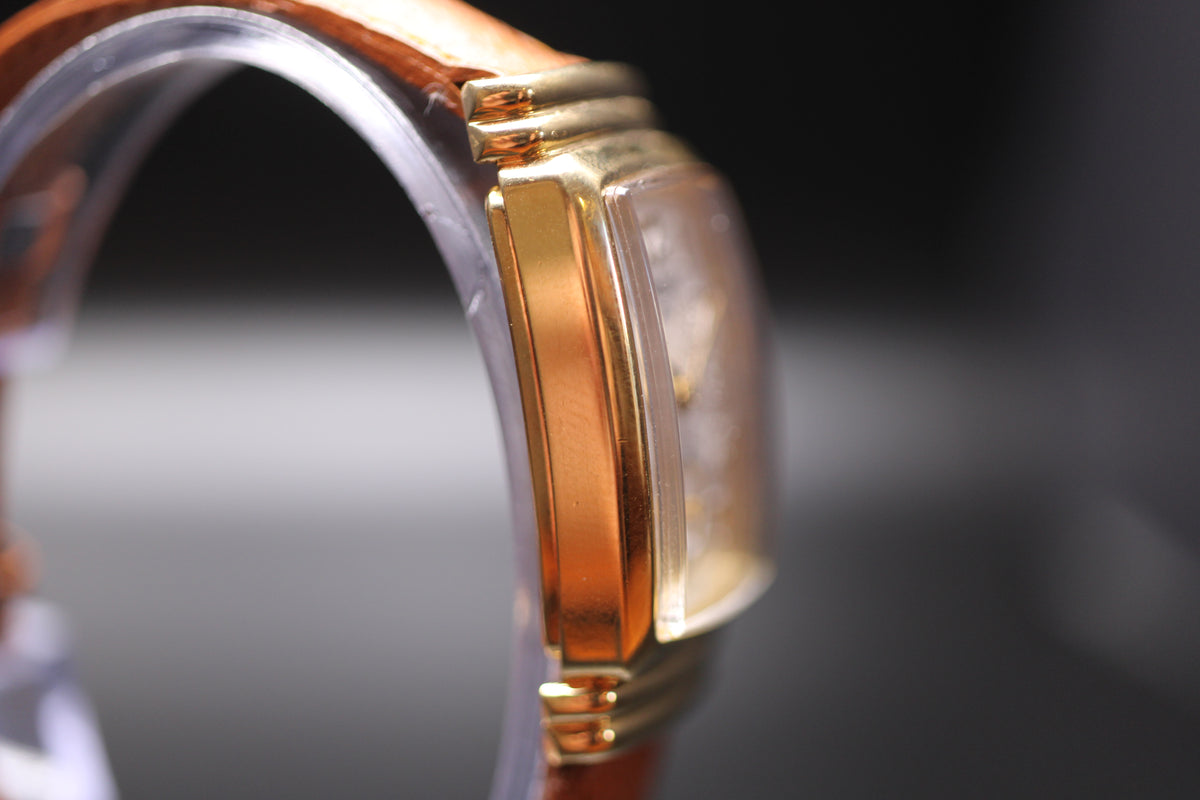 1990s Gruen Curvex Re-issue 10 Micron Gold Plating Small Seconds Tank / Tonneau Case Quartz Watch
