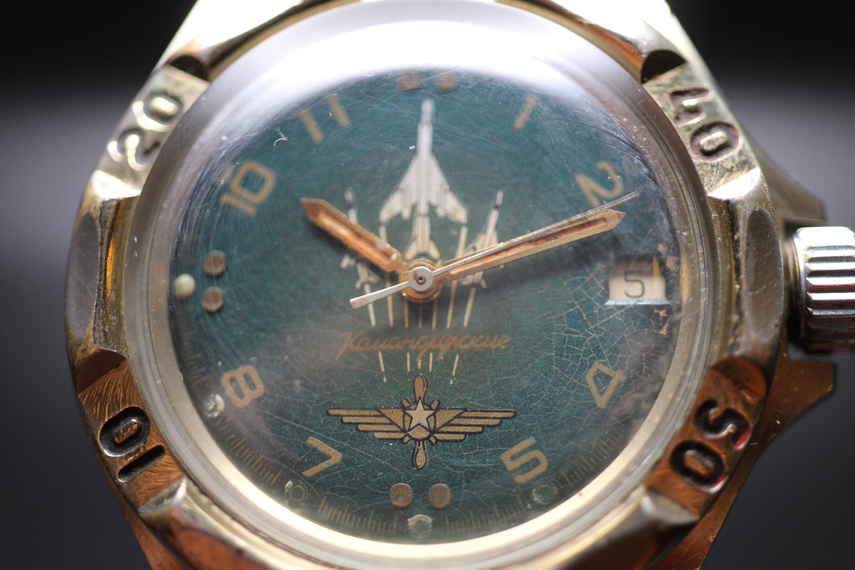 1990 Vostok USSR Komandirskie SU-24 Date Mechanical Watch