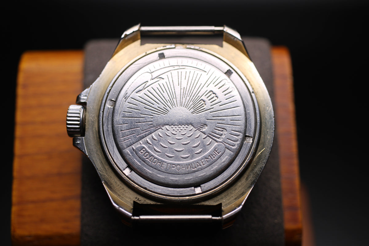 1990 Vostok USSR Komandirskie SU-24 Date Mechanical Watch
