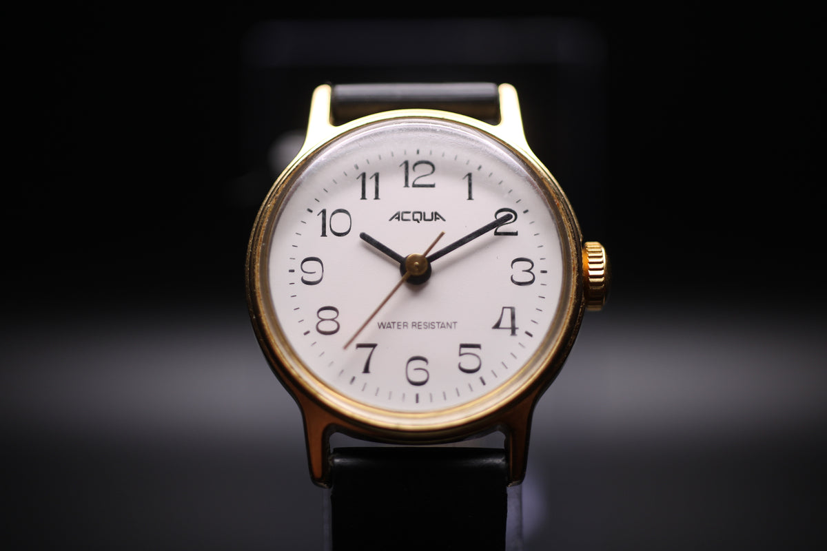 1991 Acqua (by Timex) Ladies Mechanical Watch