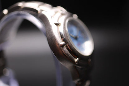 1998 Guess Waterpro Ladies Quartz Dive Watch Ref. G80158L