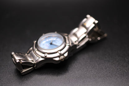 1998 Guess Waterpro Ladies Quartz Dive Watch Ref. G80158L