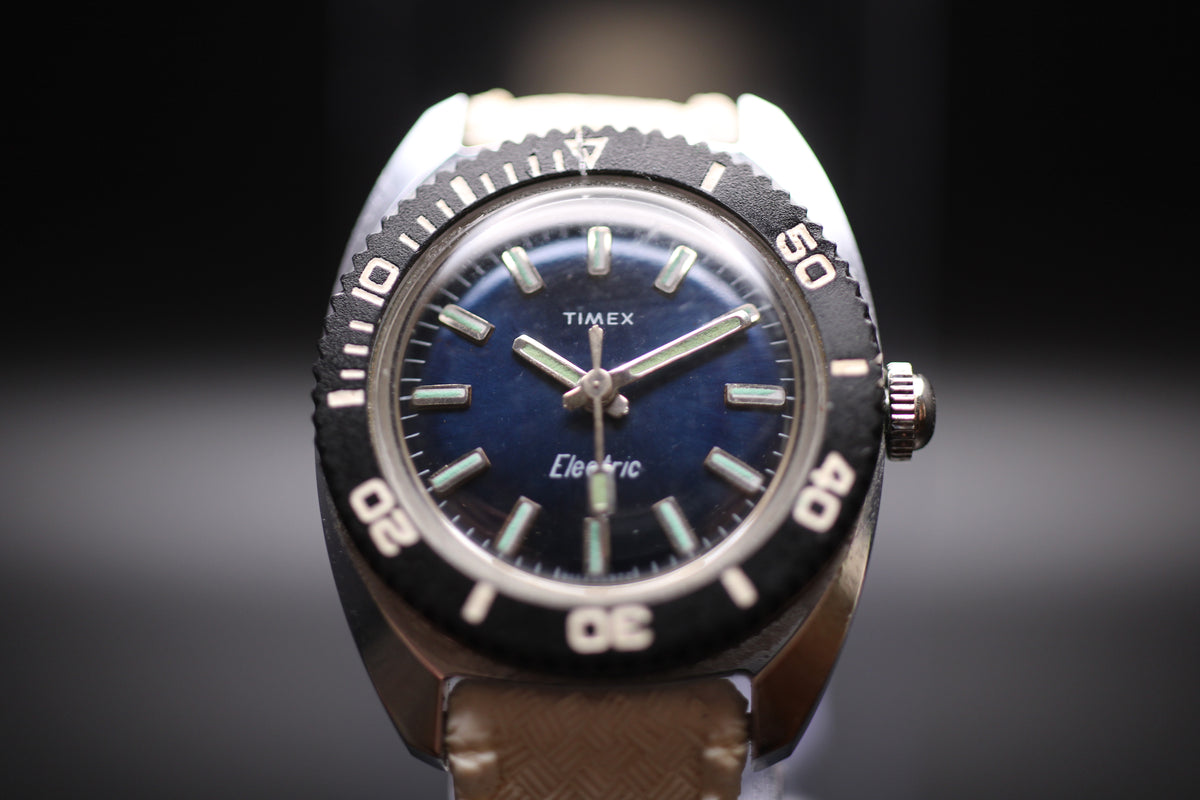 1972 Timex Ladies Electric Diver Ref. 811706972