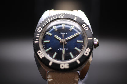 1972 Timex Ladies Electric Diver Ref. 811706972