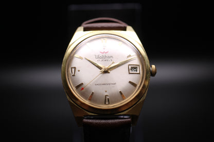 1960s Waltham Watch Co. Shockresistant 17-Jewel Mechanical Watch