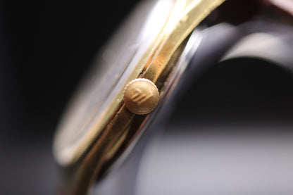 1960s Waltham Watch Co. Shockresistant 17-Jewel Mechanical Watch