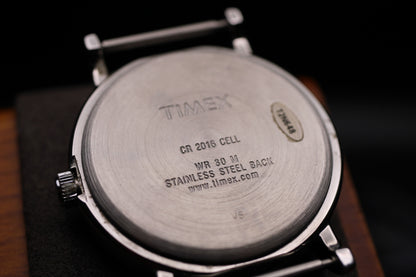 2011 Timex Weekender Indiglo Quartz Ref. T2N648