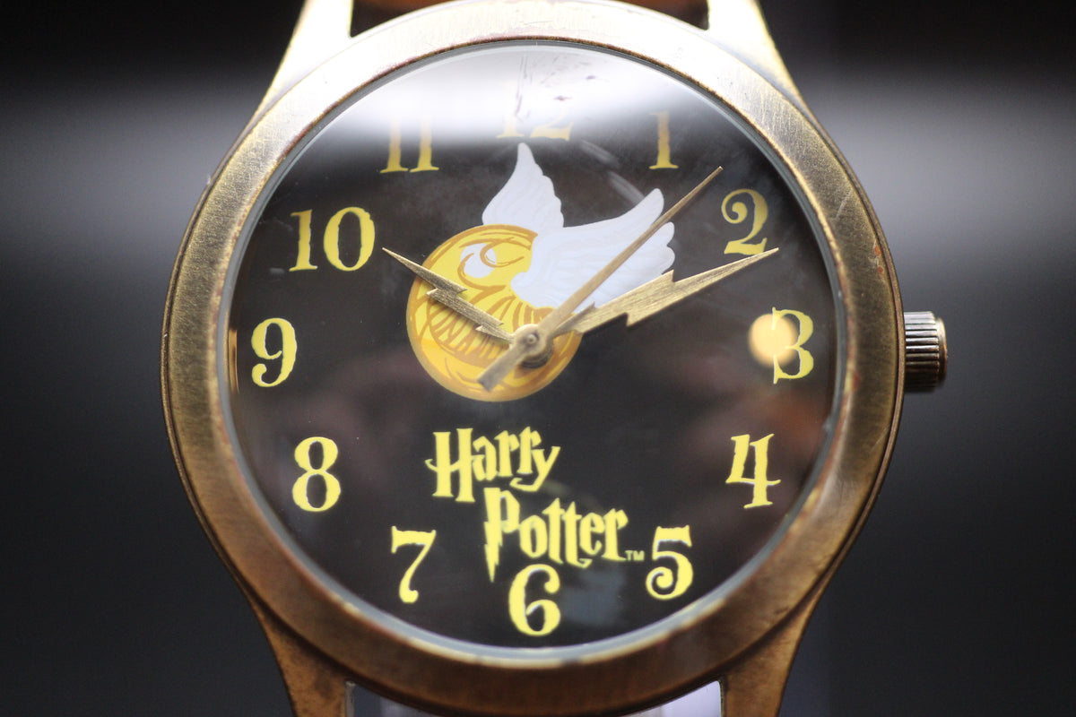 2001 Harry Potter (by Marks & Spencer) Quidditch Golden Snitch Quartz Ref. 1239874