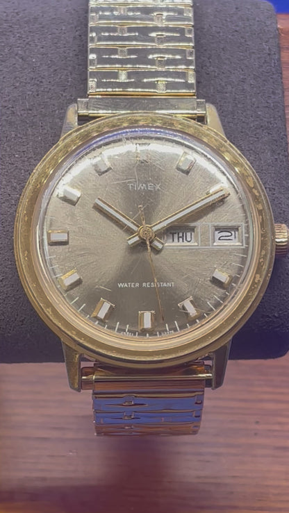 1976 Timex Gold Marlin Day/date Mechanical Watch Ref. 26861 02776